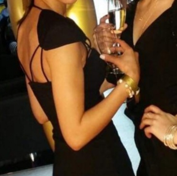 Guess - Picture 4 of 4